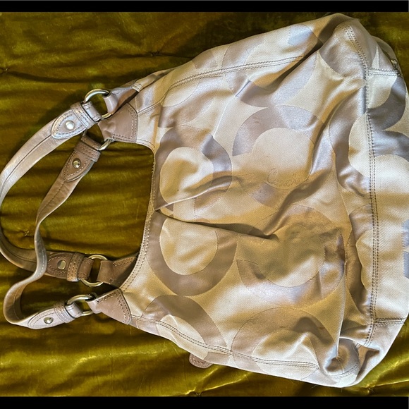 Coach logo shoulder bag - Picture 11 of 13